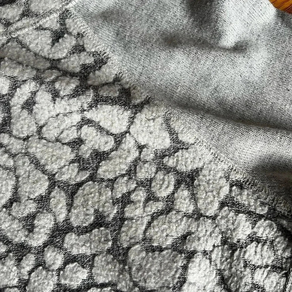 Lou & Grey long sleeve top - Picture 3 of 7